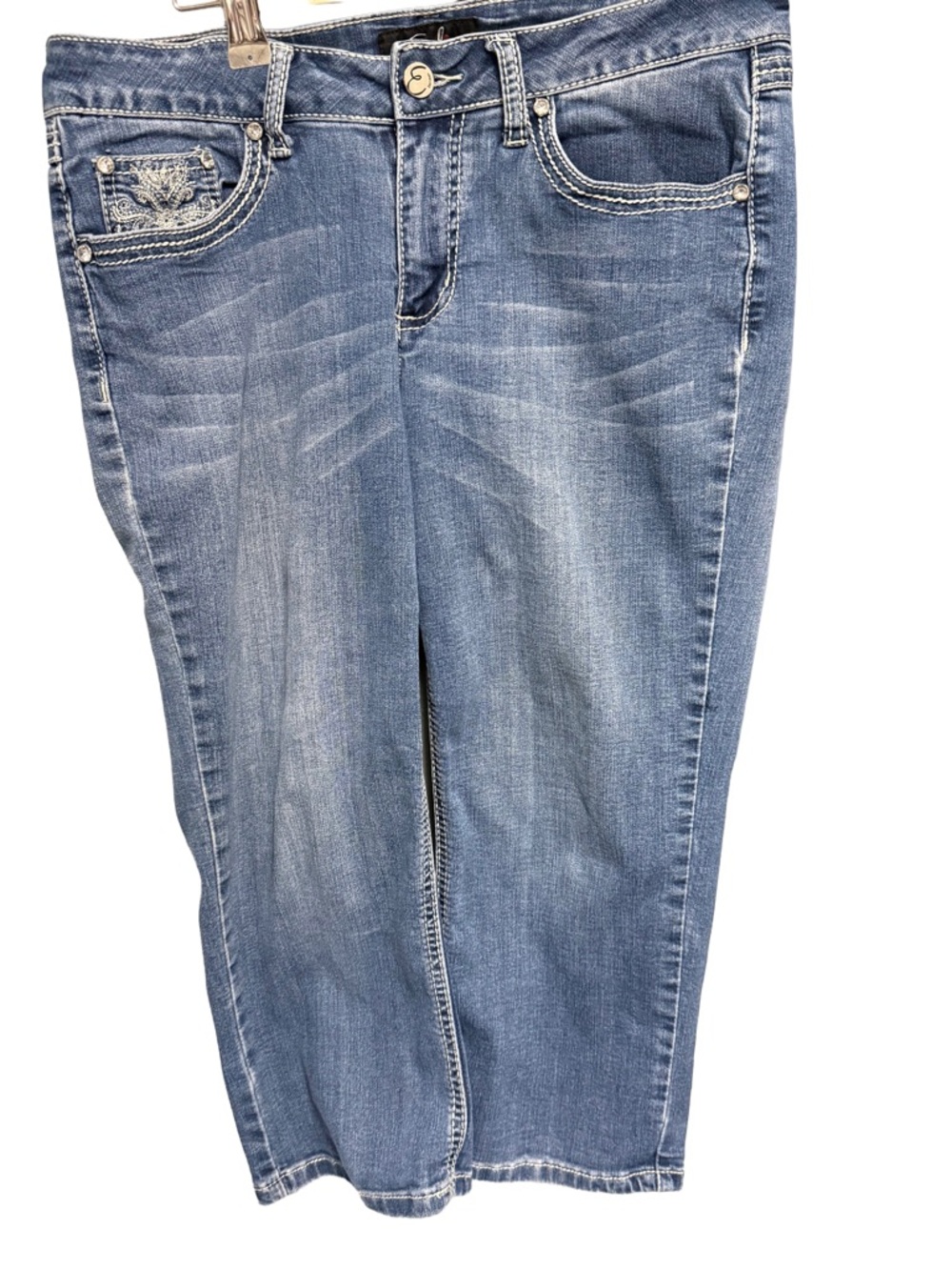 Earl Jeans Women's Size 8 Petite Straight Leg Embellished Denim Capris.